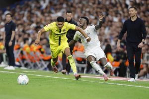 جولاكسي: فياريال يسعى لتحسين الأداء الدفاعي قبل مواجهة ريال مدريد